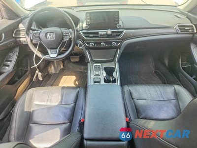 Zdjęcie 8 z 12 samochodu: 2019 HONDA ACCORD TOURING HYBRID VIN:1HGCV3F95KA800099 - miniatura