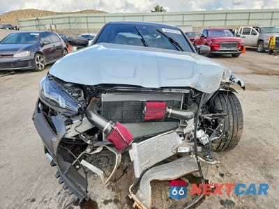 Piąte zdjęcie samochodu w środku: 2026 BMW M3 COMPETITION VIN:WBS33HJ09TFV54701 - miniatura
