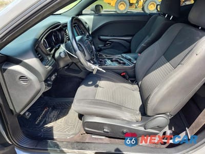 Zdjęcie 7 z 12 samochodu: 2016 DODGE CHALLENGER SXT VIN:2C3CDZAG1GH336624 - miniatura