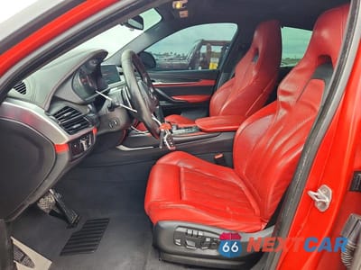 Zdjęcie 7 z 13 samochodu: 2017 BMW X6 M VIN:5YMKW8C34H0U72135 - miniatura