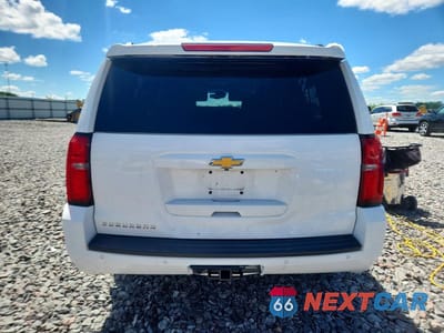 Zdjęcie 6 z 13 samochodu: 2015 CHEVROLET SUBURBAN K1500 LT VIN:1GNSKJKC8FR123430 - miniatura