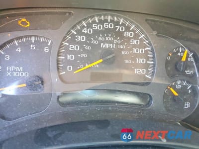Zdjęcie 9 z 12 samochodu: 2003 CHEVROLET SILVERADO K1500 HEAVY DUTY VIN:1GCGK13U23F153185 - miniatura