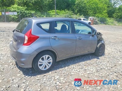 Trzecie zdjęcie samochodu z tyłu: 2017 NISSAN VERSA NOTE SV VIN:3N1CE2CP0HL367615 - miniatura