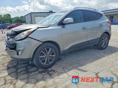 2015 HYUNDAI TUCSON SE KM8JU3AG1FU012807 - główne zdjęcie licytacji z USA - miniatura