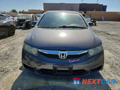 Piąte zdjęcie samochodu w środku: 2011 HONDA CIVIC LX-S VIN:19XFA1F69BE028110 - miniatura