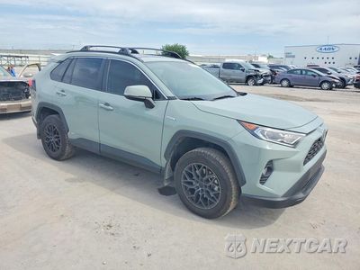 Czwarte zdjęcie samochodu z boku: 2021 TOYOTA RAV4 HYBRID XLE VIN:4T3R6RFV9MU030225 - miniatura