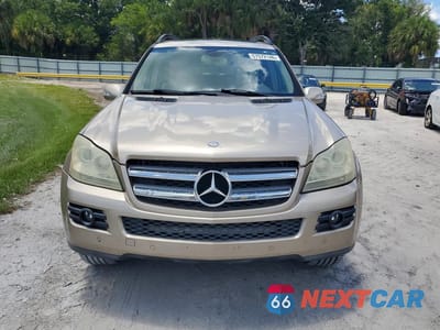 Piąte zdjęcie samochodu w środku: 2007 MERCEDES-BENZ GL 450 4MATIC VIN:4JGBF71E47A144080 - miniatura