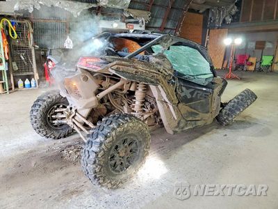 Czwarte zdjęcie samochodu z boku: 2025 CAN-AM MAVERICK X3 UTILITY VEHICLE VIN:3JBVXAV4XSE001334 - miniatura