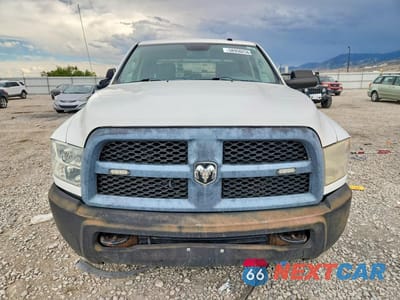 Piąte zdjęcie samochodu w środku: 2014 RAM 2500 ST VIN:3C6TR5HT5EG120952 - miniatura