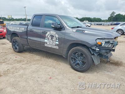 Czwarte zdjęcie samochodu z boku: 2022 RAM 1500 BIG HORN VIN:1C6RREBGXNN373536 - miniatura