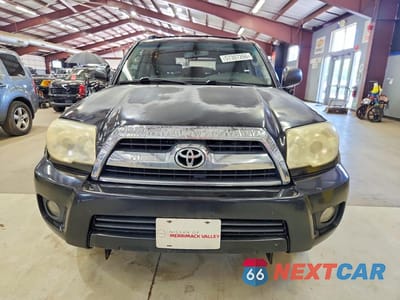 Piąte zdjęcie samochodu w środku: 2008 TOYOTA 4RUNNER SR5 VIN:JTEZU14R48K014098 - miniatura