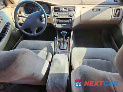 Zdjęcie 8 z 13 samochodu: 2000 HONDA ACCORD SE VIN:JHMCG5672YC013996 - miniatura
