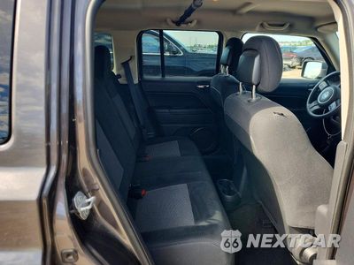 Zdjęcie 10 z 12 samochodu: 2015 JEEP PATRIOT SPORT VIN:1C4NJPBA1FD138892 - miniatura