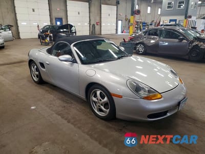 Czwarte zdjęcie samochodu z boku: 1998 PORSCHE BOXSTER VIN:WP0CA2987WU620358 - miniatura