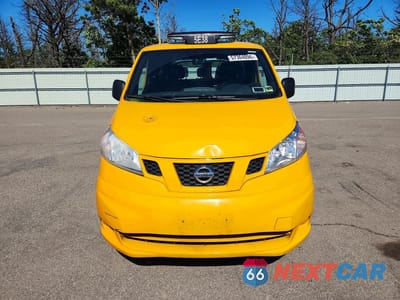 Piąte zdjęcie samochodu w środku: 2017 NISSAN NV200 TAXI VIN:3N8CM0JT3HK707743 - miniatura