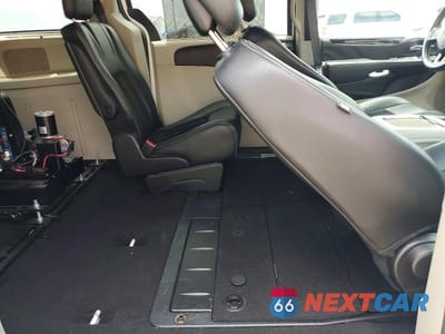 Zdjęcie 11 z 14 samochodu: 2017 DODGE GRAND CARAVAN SXT VIN:2C4RDGCG3HR696450 - miniatura