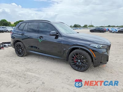 Czwarte zdjęcie samochodu z boku: 2025 BMW X5 SDRIVE 40I VIN:5UX13EU06S9005722 - miniatura
