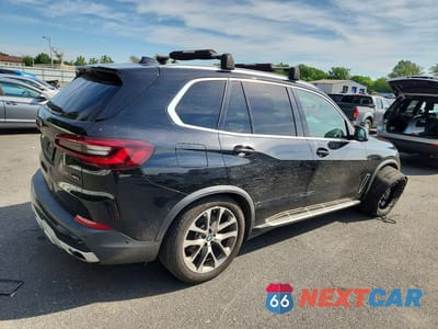 Trzecie zdjęcie samochodu z tyłu: 2021 BMW X5 XDRIVE40I VIN:5UXCR6C03M9E57406 - miniatura