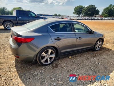 Trzecie zdjęcie samochodu z tyłu: 2013 ACURA ILX 20 PREMIUM VIN:19VDE1F50DE004549 - miniatura