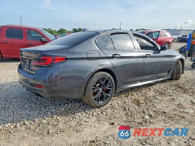 Trzecie zdjęcie samochodu z tyłu: 2022 BMW 540 I VIN:WBA53BJ00NCJ34369 - miniatura