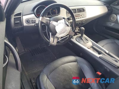 Zdjęcie 8 z 12 samochodu: 2003 BMW Z4 2.5 VIN:4USBT334X3LS45711 - miniatura