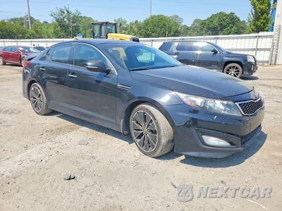 Czwarte zdjęcie samochodu z boku: 2011 KIA OPTIMA SX VIN:KNAGR4A66B5087369 - miniatura