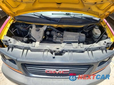 Zdjęcie 12 z 13 samochodu: 2010 GMC SAVANA BOX TRUCK VIN:1GD6G4BG0A1900878 - miniatura