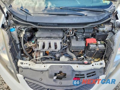 Zdjęcie 11 z 12 samochodu: 2013 HONDA FIT VIN:JHMGE8H32DC037017 - miniatura