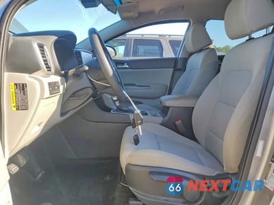 Zdjęcie 7 z 13 samochodu: 2020 KIA SPORTAGE LX VIN:KNDPMCAC5L7771031 - miniatura