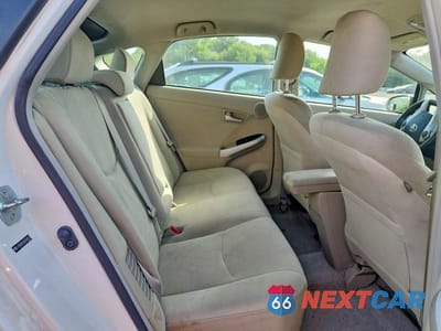 Zdjęcie 10 z 12 samochodu: 2010 TOYOTA PRIUS III VIN:JTDKN3DU4A0084513 - miniatura