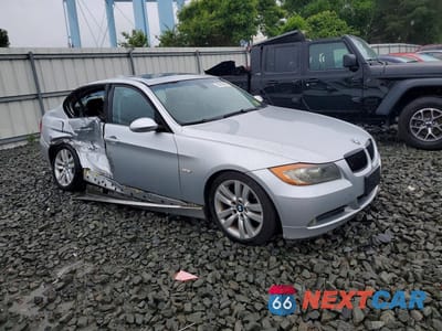 Czwarte zdjęcie samochodu z boku: 2007 BMW 328 I VIN:WBAVA37507NL16031 - miniatura