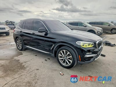 Czwarte zdjęcie samochodu z boku: 2018 BMW X3 XDRIVE30I VIN:5UXTR9C59JLC75382 - miniatura