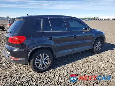 Trzecie zdjęcie samochodu z tyłu: 2012 VOLKSWAGEN TIGUAN S VIN:WVGBV7AX6CW503009 - miniatura