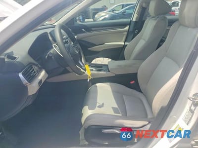Zdjęcie 7 z 12 samochodu: 2019 HONDA ACCORD LX VIN:1HGCV1F13KA154222 - miniatura