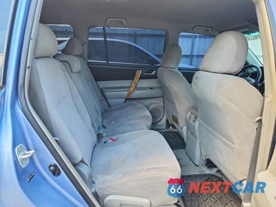 Zdjęcie 11 z 13 samochodu: 2008 TOYOTA HIGHLANDER HYBRID VIN:JTEEW41A482023974 - miniatura