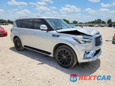 Czwarte zdjęcie samochodu z boku: 2020 INFINITI QX80 LUXE VIN:JN8AZ2NF7L9700377 - miniatura