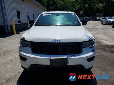 Piąte zdjęcie samochodu w środku: 2018 JEEP GRAND CHEROKEE LIMITED VIN:1C4RJFBG3JC236532 - miniatura