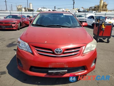 Piąte zdjęcie samochodu w środku: 2013 TOYOTA COROLLA LE VIN:5YFBU4EE5DP104391 - miniatura