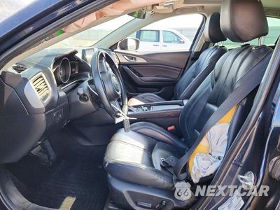 Zdjęcie 7 z 12 samochodu: 2018 MAZDA 3 TOURING VIN:3MZBN1V3XJM168081 - miniatura