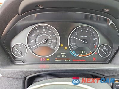 Zdjęcie 9 z 13 samochodu: 2018 BMW 320 XI VIN:WBA8E5G57JNV03111 - miniatura