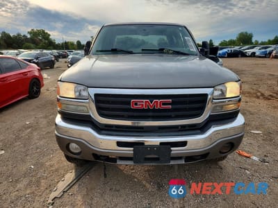 Piąte zdjęcie samochodu w środku: 2007 GMC SIERRA K2500 HEAVY DUTY VIN:1GTHK23D27F115259 - miniatura