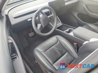 Zdjęcie 8 z 13 samochodu: 2026 TESLA MODEL Y VIN:7SAYGDEE2TA409598 - miniatura