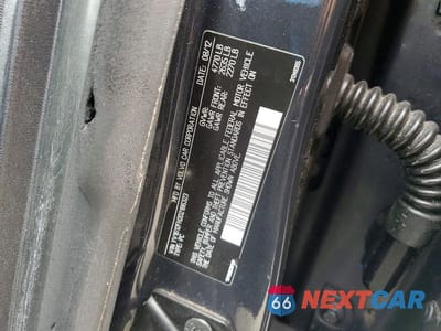 Zdjęcie 12 z 12 samochodu: 2013 VOLVO S60 T5 VIN:YV1612FH2D2186323 - miniatura