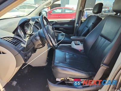 Zdjęcie 7 z 13 samochodu: 2014 CHRYSLER TOWN & COUNTRY TOURING VIN:2C4RC1BG0ER383174 - miniatura