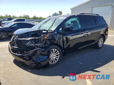 2016 TOYOTA SIENNA XLE 8-PASSENGER 5TDYK3DC1GS749397 - główne zdjęcie licytacji z USA - miniatura