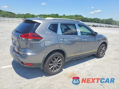 Trzecie zdjęcie samochodu z tyłu: 2019 NISSAN ROGUE SV VIN:JN8AT2MV7KW400719 - miniatura