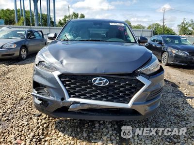 Piąte zdjęcie samochodu w środku: 2019 HYUNDAI TUCSON SE VIN:KM8J23A49KU048735 - miniatura