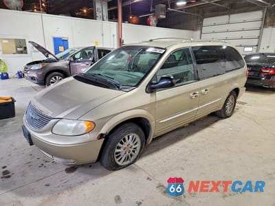2002 CHRYSLER TOWN & COUNTRY LIMITED 2C8GP64L02R525679 - główne zdjęcie licytacji z USA - miniatura
