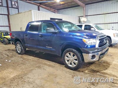 Czwarte zdjęcie samochodu z boku: 2011 TOYOTA TUNDRA CREWMAX SR5 VIN:5TFEM5F19BX026873 - miniatura
