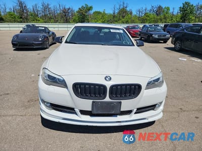 Piąte zdjęcie samochodu w środku: 2013 BMW 528I VIN:WBAXH5C53DD114761 - miniatura